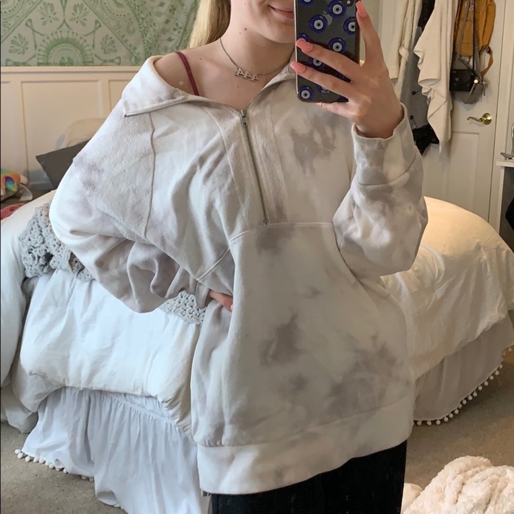 PINK; White Collared Hoodie